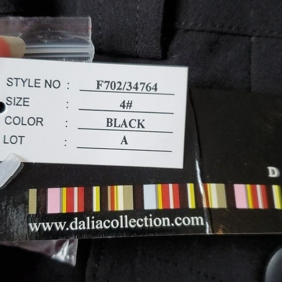 NWT DALIA BLACK CROPPED TROUSER PANTS HIGH RISE WAIST SIZE 4 CAPRI - Picture 5 of 8
